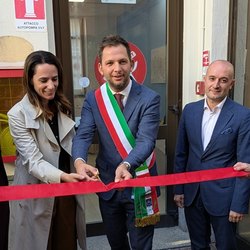 Il taglio del nastro dell'Afolmet Red Point di San Giuliano lo scorso 8 ottobre 