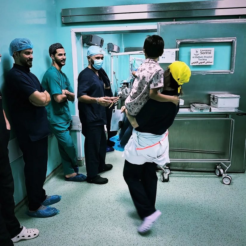 Foto dall'account Facebook di Ong Emergenza Sorrisi 