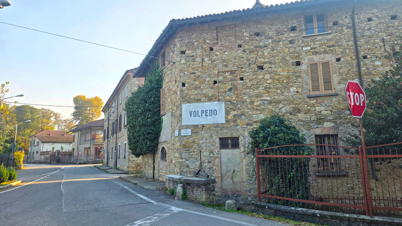 Il borgo antico di Volpedo. Photo: Stefano Brigati 