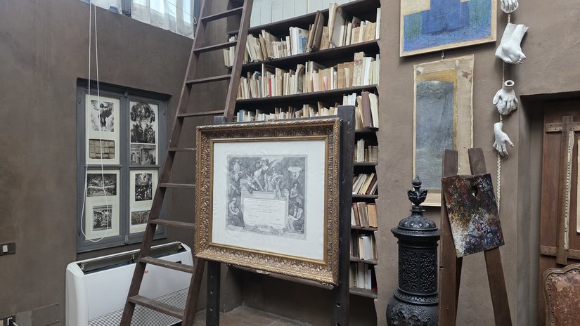 Lo studio di Giuseppe Pellizza. Si suicidò impiccandosi a questa scala. Photo: Stefano Brigati 
