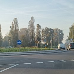 Una delle due nuove rotatorie da poco completate 