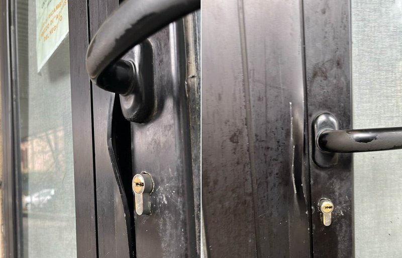 Lo scasso nella porta vetrina 