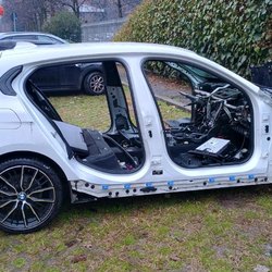 La BMW oggetto del furto 
