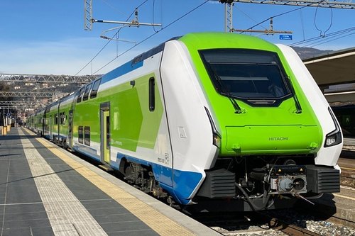 Uno dei nuovi treni Caravaggio 