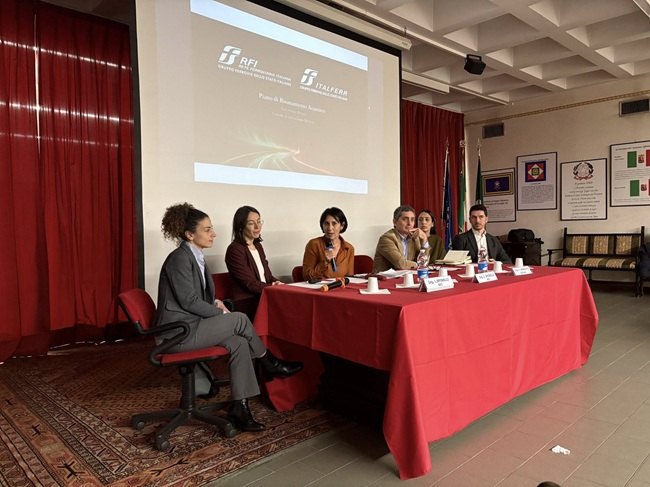 I tecnici Rfi e ItalFer intervenuti all'assemblea 