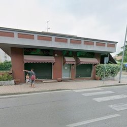 L'ex bar Darwin, futura sede della nuova farmacia comunale 