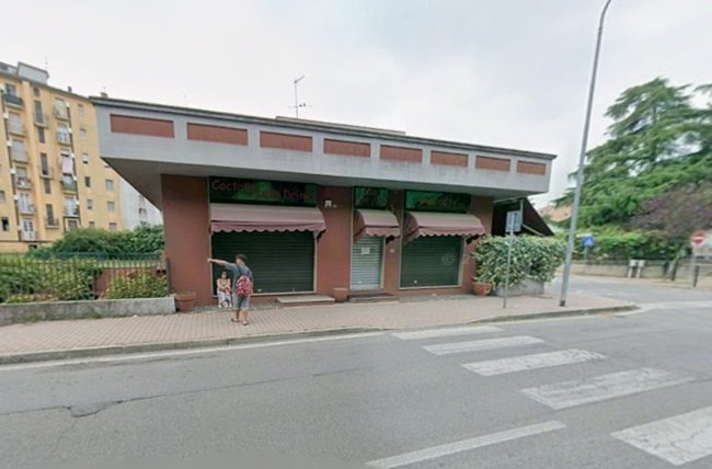 L'ex bar Darwin, futura sede della nuova farmacia comunale 