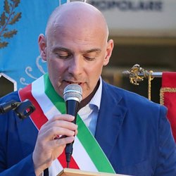 Il sindaco Angelo Madonini 