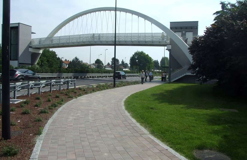 Il ponte pedonale di Segrate 