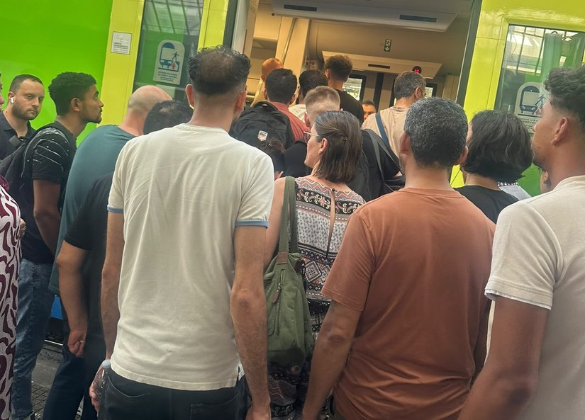 Caos alle stazioni Trenord 