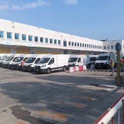 Presidio Amazon a Peschiera Borromeo nella frazione di Mezzate 