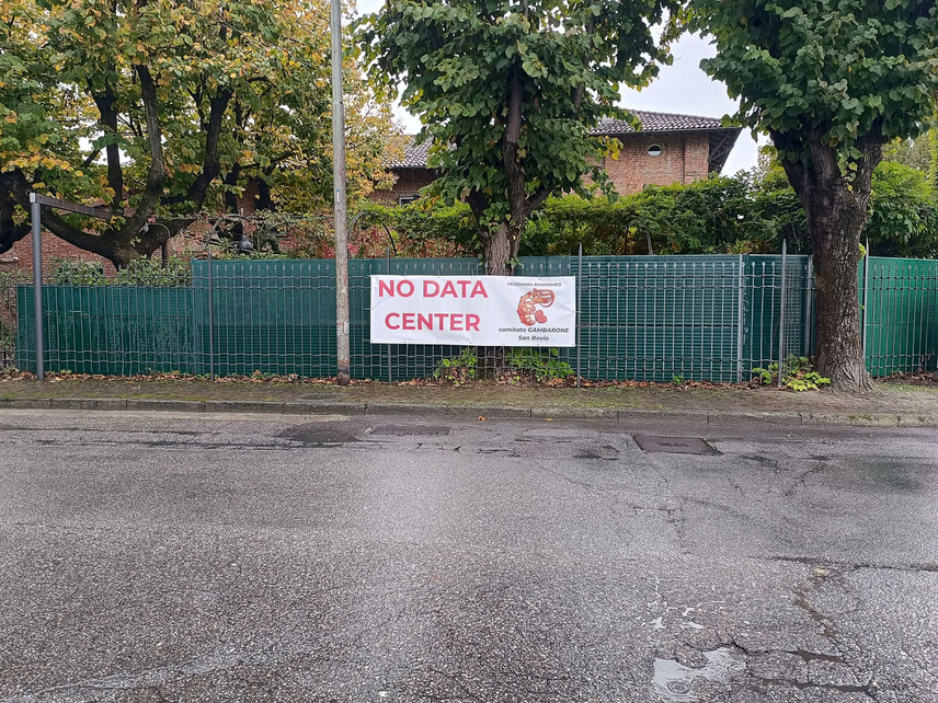 Lo striscione 