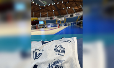 Maglia Vero Volley con il marchio HOMCOM by Aosom 