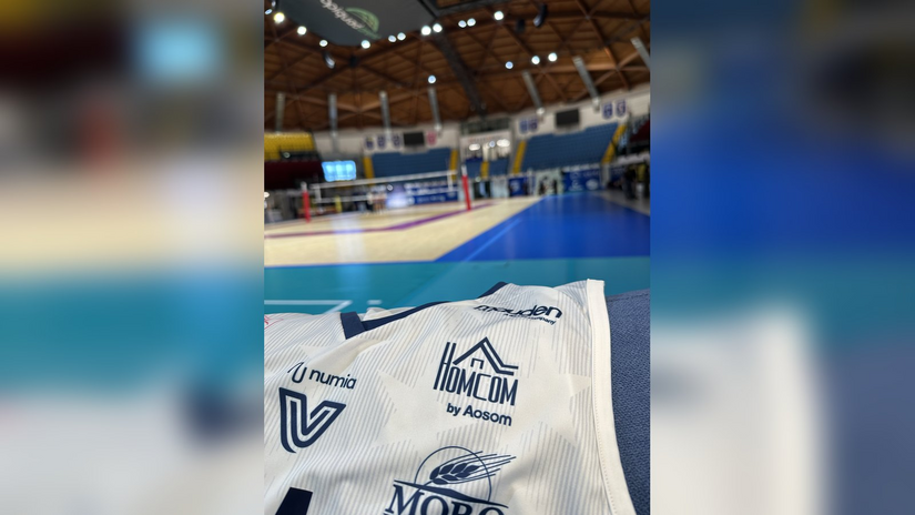 Maglia Vero Volley con il marchio HOMCOM by Aosom 