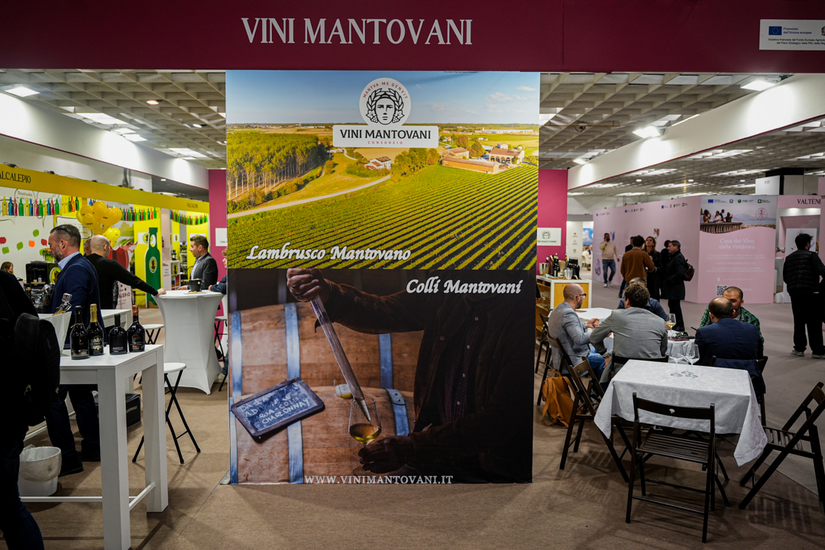 Vini mantovani: anche i consorzi lombardi del vino alla Settimana della Cucina Italiana ad Atene 