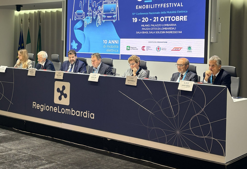 L'apertura di e_mob 2026, la Conferenza nazionale della mobilità elettrica 