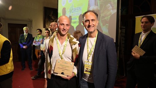 Assessore Beduschi con l'oscar mantovano 