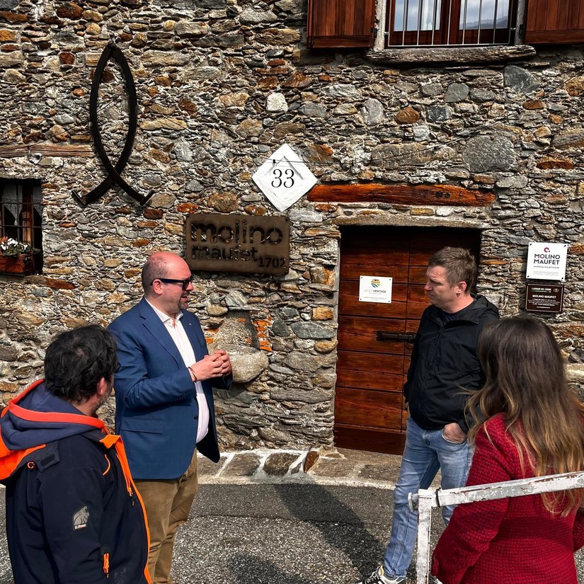 il Consigliere Regionale Giacomo Zamperini in visita al Mulino del Pepott di Perledo e del Molino Maufet di Colico 