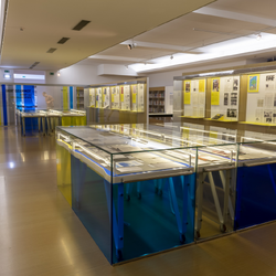 Tommaso Trini. La terra vista dalla luna, installation view 