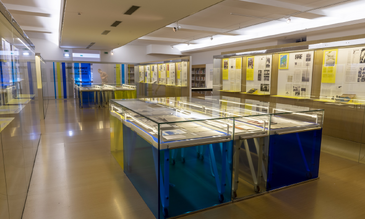 Tommaso Trini. La terra vista dalla luna, installation view 
