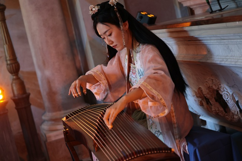Xiaoyu Zhao 