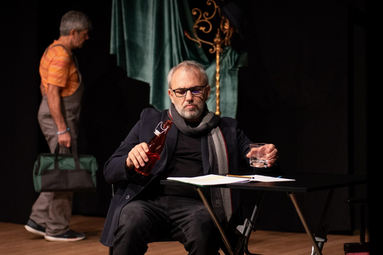 Una scena di Maurizio IV - Un Pirandello pulp 