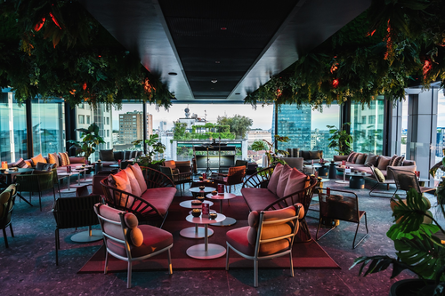 Il rooftop The ORGANICS SkyGarden a Milano 
