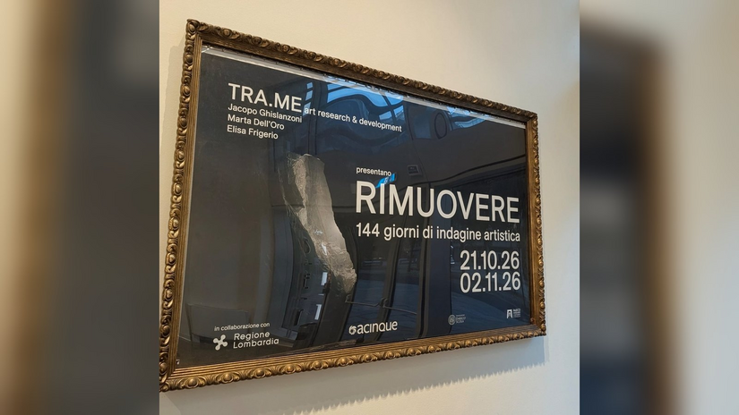 Il pannello della mostra «Rimuovere» allo Spazio IsolaSET 