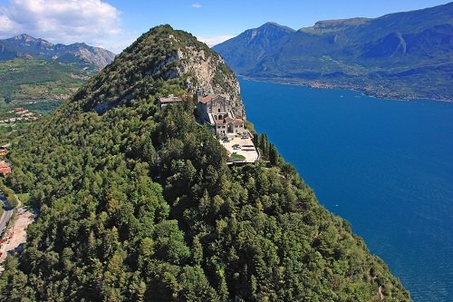 Santuario della Madonna di Montecastello - ©Ufficio unico del turismo 