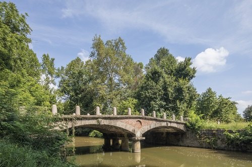 Ponte delle Catene, Parco Reale
Foto Mario Donadoni - Archivio Consorzio Villa Reale e Parco di Monza 