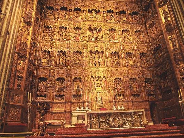 Siviglia, pala d'altare nella Capilla Mayor 
