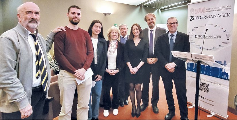 Da sinistra: Raffaele Bonaiuti, Davide Bortolotti (premiato), Giulia Pompilio (premiata), Patrizia Galeazzo, Renato Signoretti, Letizia Rapini (premiata), Giovanni Pagnacco, Giancarlo Isella. 