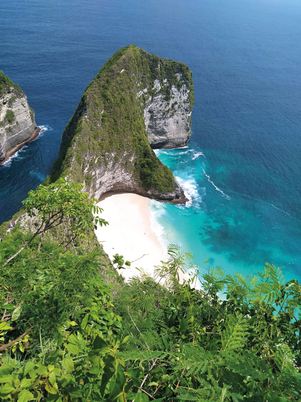 La spiaggia
a Nusa Penida 