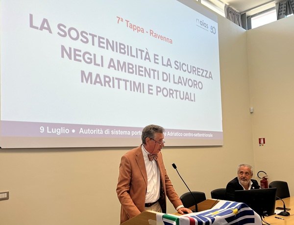 Il Vicepresidente Federmanager Bologna - Ferrara - Ravenna, Ing. Rossato al Convegno AIAS 