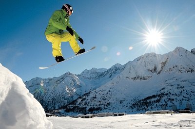 Pontedilegno-Tonale - Snowboard in inverno - © Consorzio Pontedilegno Tonale 
