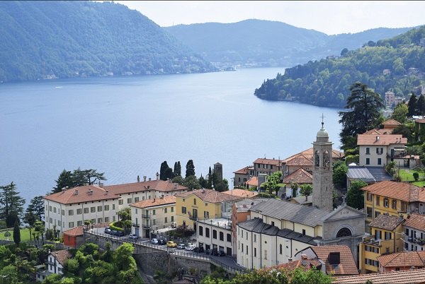 Moltrasio, veduta panoramica. © Luigi Fazio 