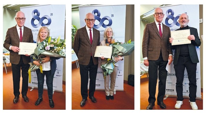 Da sinistra:
<br><b>1º PREMIO: Federica Nin</b>, per il racconto <b>Le scarpe rosse</b>;
<br><b>2º PREMIO: Gale Dora Collier</b>, per il racconto <b> Mostra in più atti</b>;
<br><b>3º PREMIO: Tomaso Nigris</b>, per il racconto <b>La palla non è sempre tonda</b> 