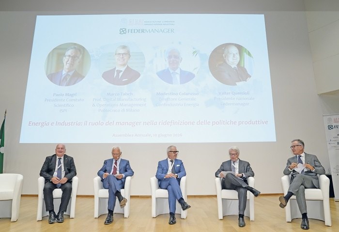 Nella foto da sinistra: Valter Quercioli, Modestino Colarusso, Marco Taisch, Ferruccio De Bortoli, Paolo Magri 