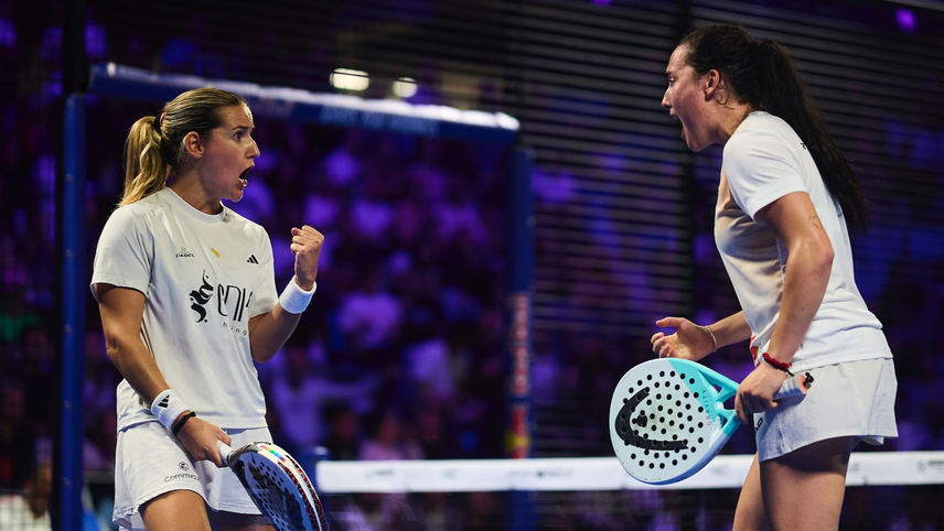 Ari Sanchez e Andrea Ustero festeggiano la vittoria all'Allianz Cloud 