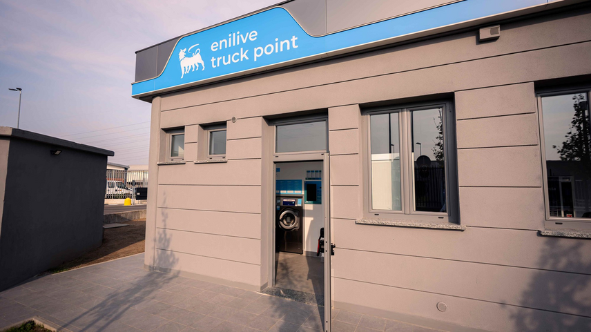 Il nuovo Enilive Truck Point di San Giuliano Milanese 