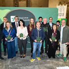 I titolari delle nuove attività storiche bergamasche premiati da Regione Lombardia 