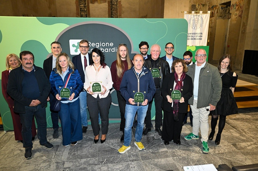I titolari delle nuove attività storiche bergamasche premiati da Regione Lombardia 